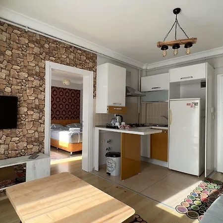 Aparthotel House