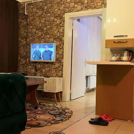 Aparthotel House
