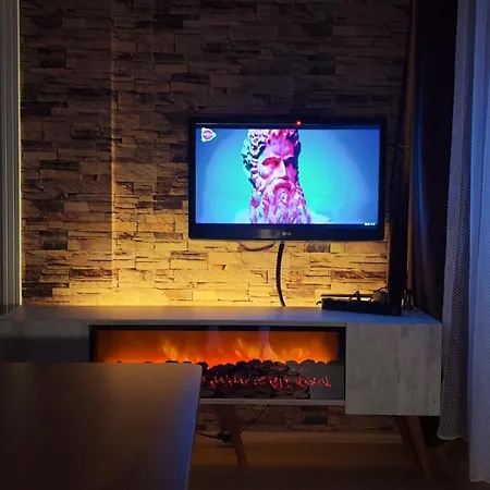 House מלון דירות