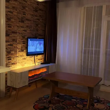 House 3* אודיירן